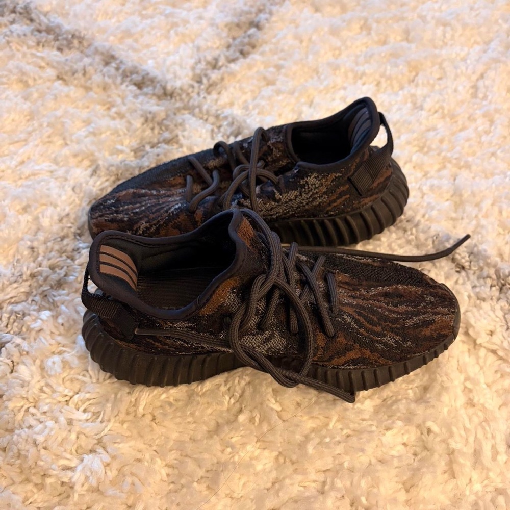 Adidas Yeezy Boost 350 V2